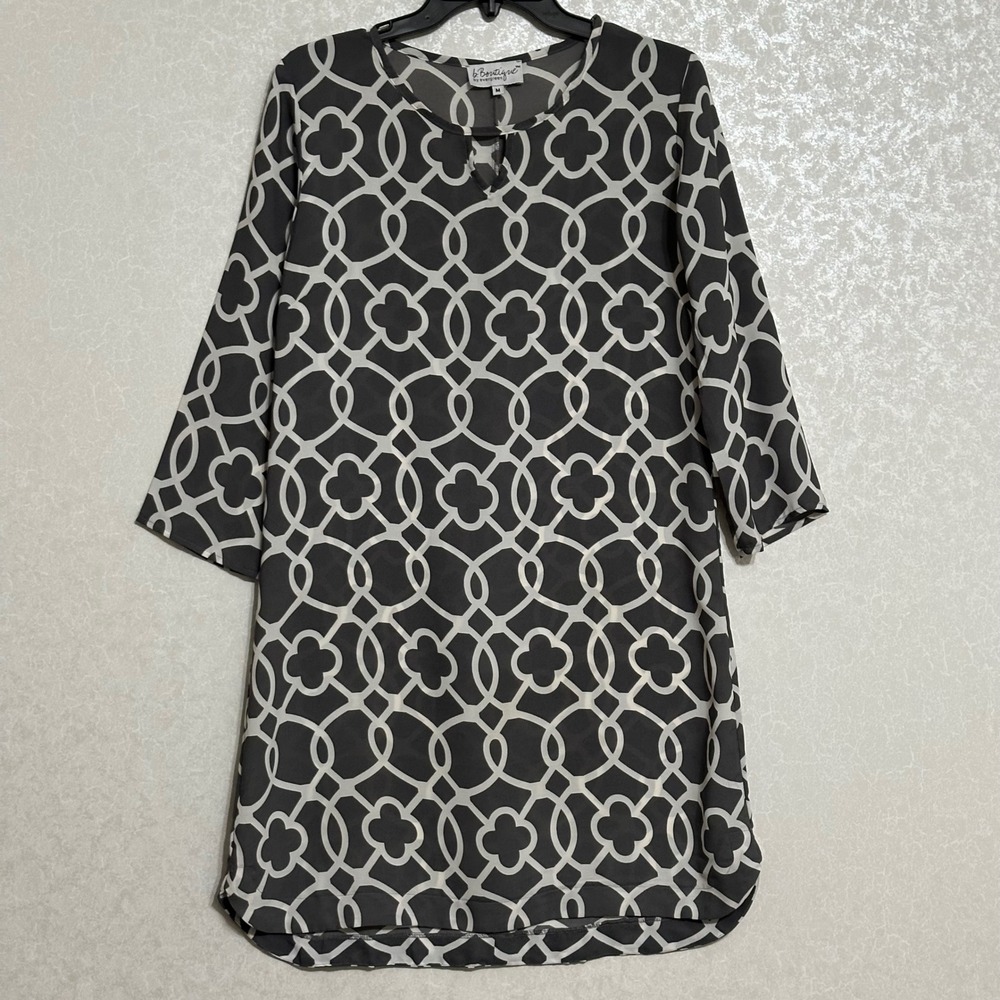 b. Boutique by Evergreen Dress Gray White‎ Geometric Print 3/4 Sleeve Shift Sz M